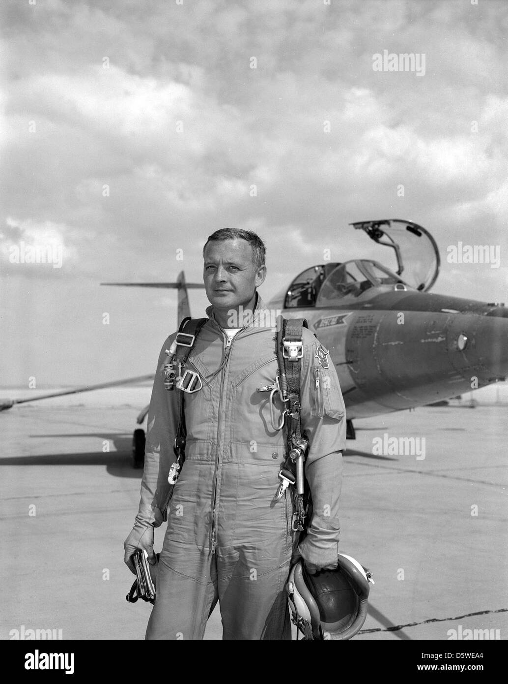 Milt Thompson pilote de recherche de la NASA avec un Lockheed F-104 'Starfighter', le 20 décembre 1962. Banque D'Images