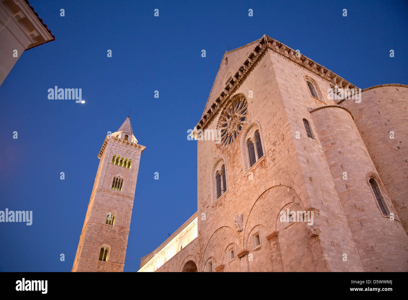 Portrait de l'église et clocher Banque D'Images