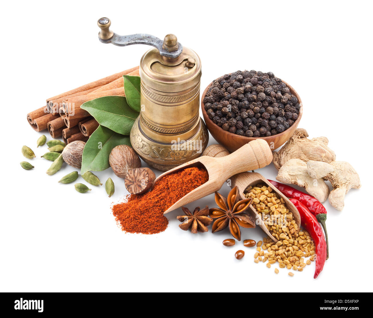La vie toujours avec des épices et herbes isolé sur fond blanc Banque D'Images