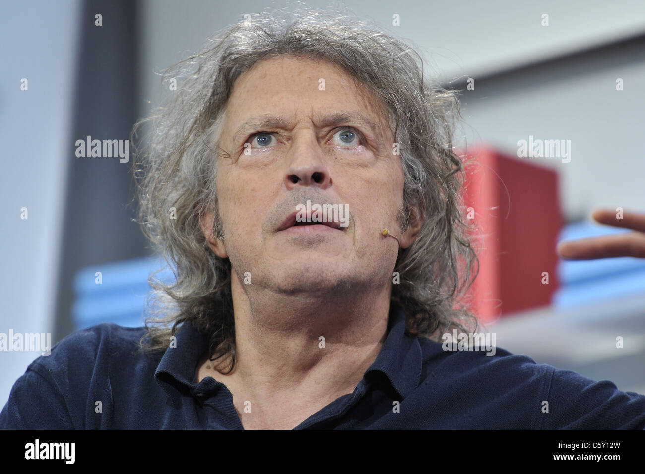 Bap singer Wolfgang Niedecken promouvoir sa biographie 'Fuer 'ne' à Foire du livre de Leipzig. Leipzig, Allemagne - 17.03.2011 Banque D'Images