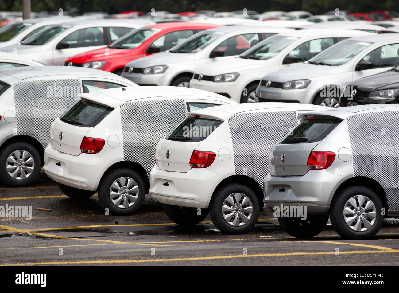 Document - un document Volkswagen photo datée du 23 octobre 2012 véhicules Volkswagen Passat montre à l'usine Volkswagen à Sao Bernardo do Anchieta Compo près de Sao Paulo, Brésil. Photo : Friso Gentsch / Volkswagen / HNADOUT /( USAGE ÉDITORIAL SEULEMENT / CRÉDIT OBLIGATOIRE Banque D'Images