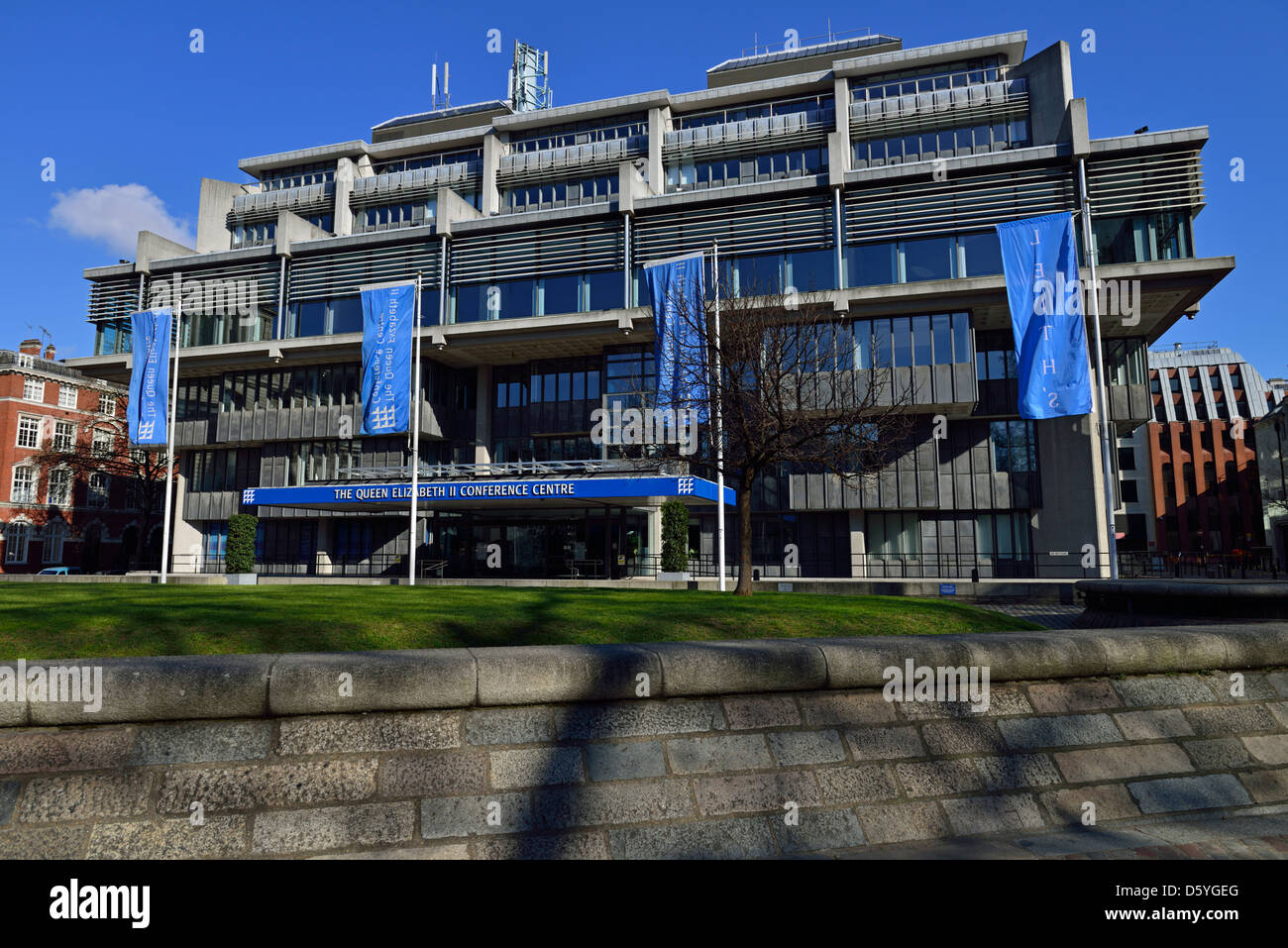 La reine Elizabeth II Conference Centre, vaste Sanctuaire, Westminster, Londres SW1P, United Kingdom Banque D'Images