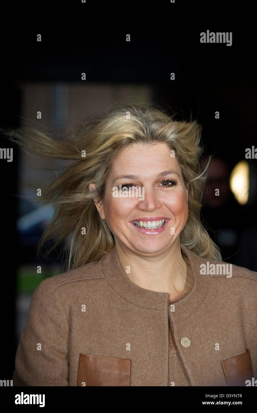 La princesse maxima des Pays-Bas assiste à l'école nationale petit-déjeuner à l'école de Zonnewijzer à Leidschendam, Pays-Bas, 01 novembre 2012. L'École nationale petit-déjeuner veut apprendre aux enfants l'importance d'un bon petit déjeuner. Photo : Patrick van Katwijk Pays-bas OUT Banque D'Images