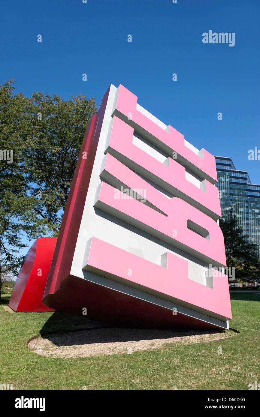 OLDENBURG/VAN BRUGGE FREE STAMP WILLARD SCULPTURE PARK DOWNTOWN CLEVELAND OHIO USA Banque D'Images