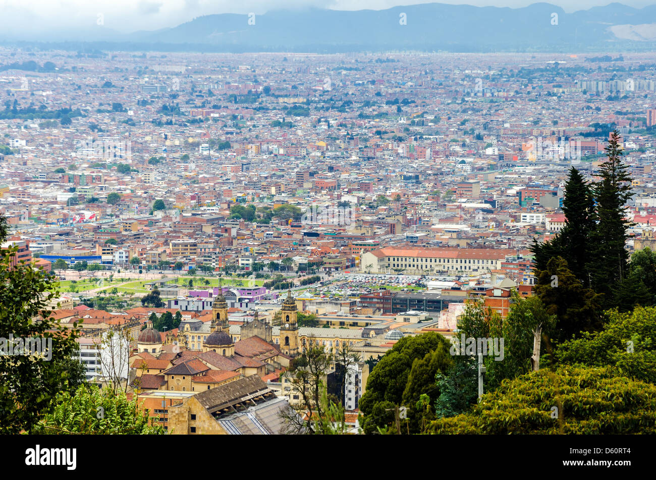 Vue aérienne de La Candelaria, le quartier historique de Bogota, Colombie Banque D'Images