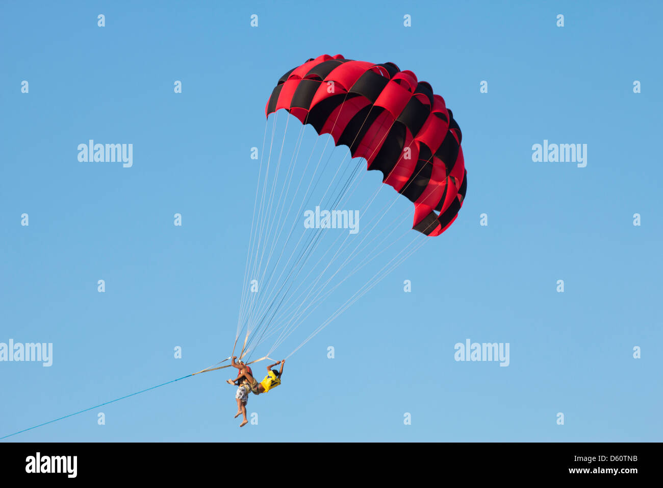 Parapente - Patong beach - Phuket - Thaïlande Banque D'Images