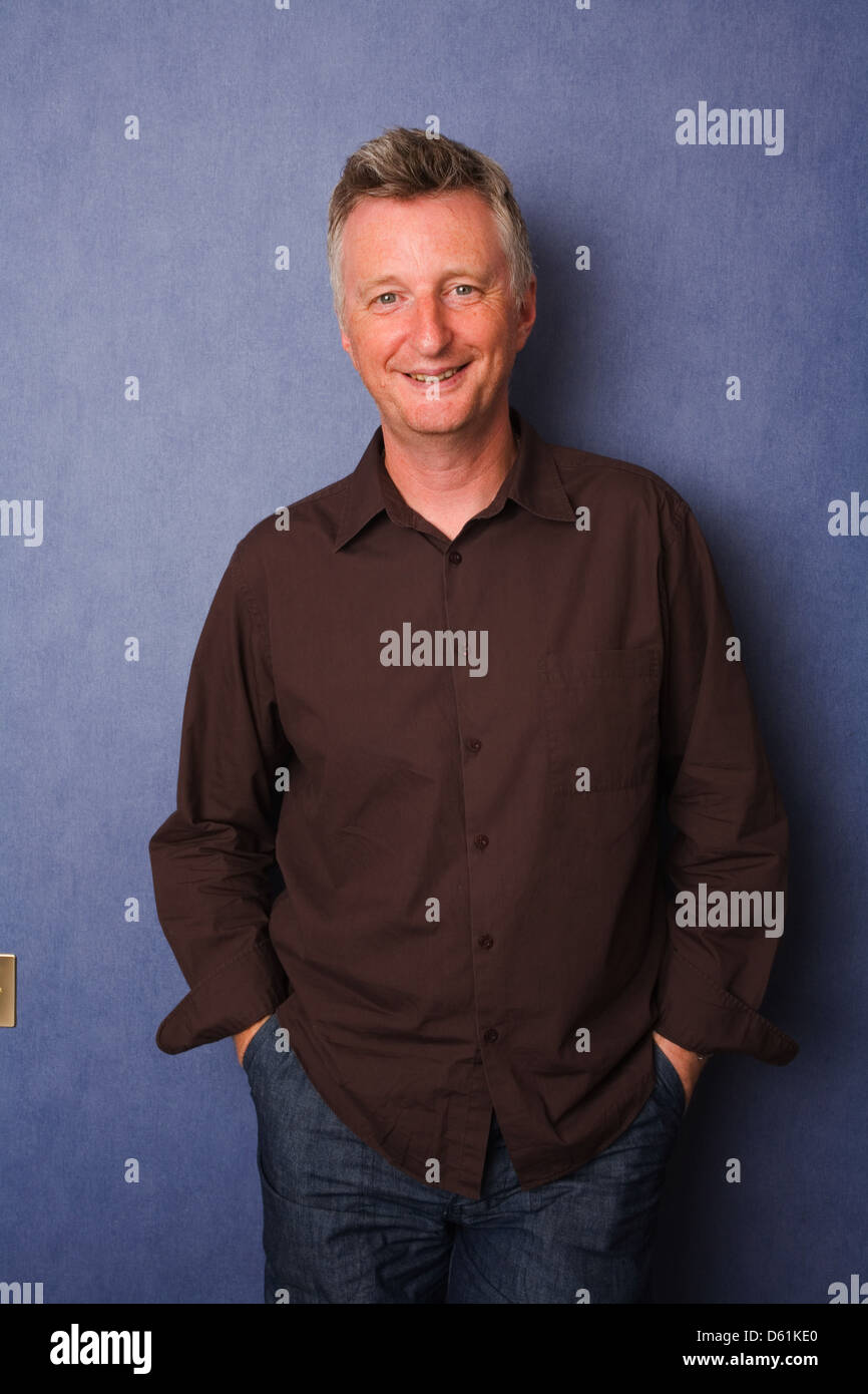 Billy Bragg, auteur-compositeur-interprète et activiste de gauche photographié dans l'ouest de Londres en Angleterre. Banque D'Images