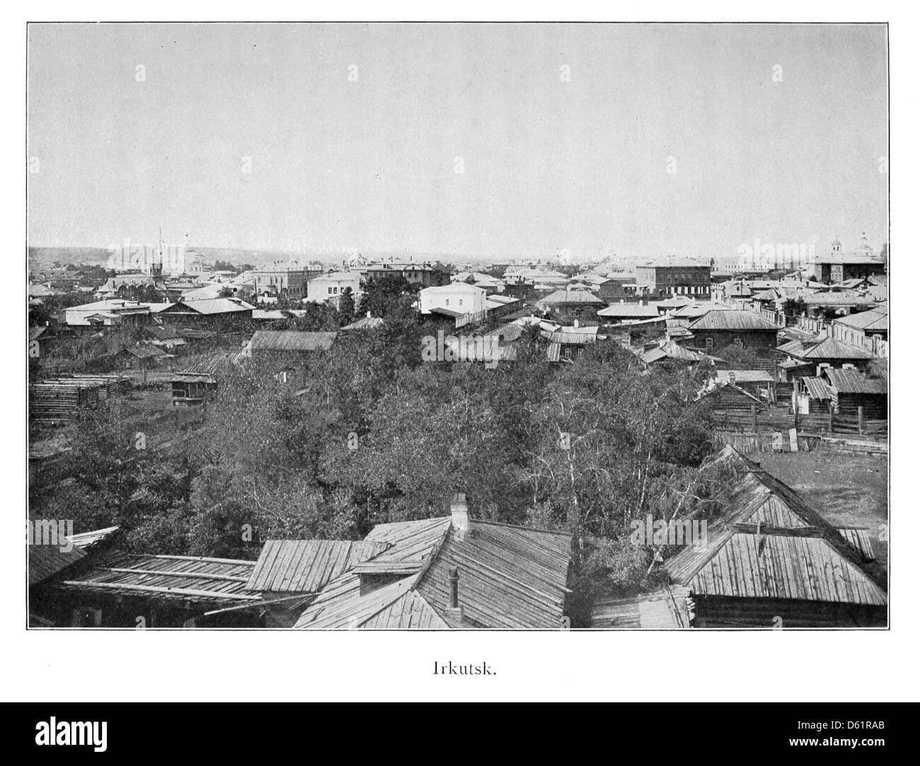 Cette image de 1901 se concentre sur la ville d'Irkoutsk, capturant son importance au début du XXe siècle en tant que lieu clé en Sibérie. L'illustration souligne son rôle en tant que centre administratif et culturel important en Russie. Banque D'Images