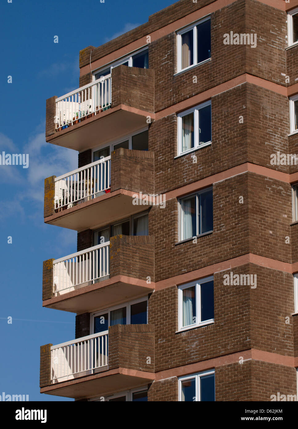 Balcons sur un bloc d'appartements, Weston-Super-Mare, Somerset, UK 2013 Banque D'Images