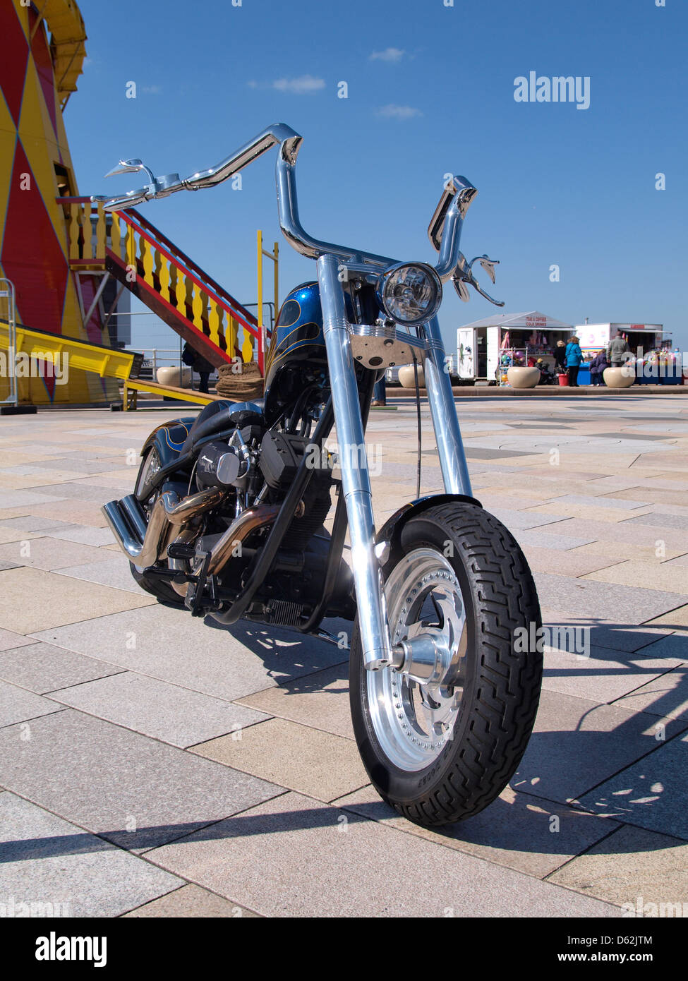 Chopper motorcycle Banque de photographies et d'images à haute résolution -  Alamy