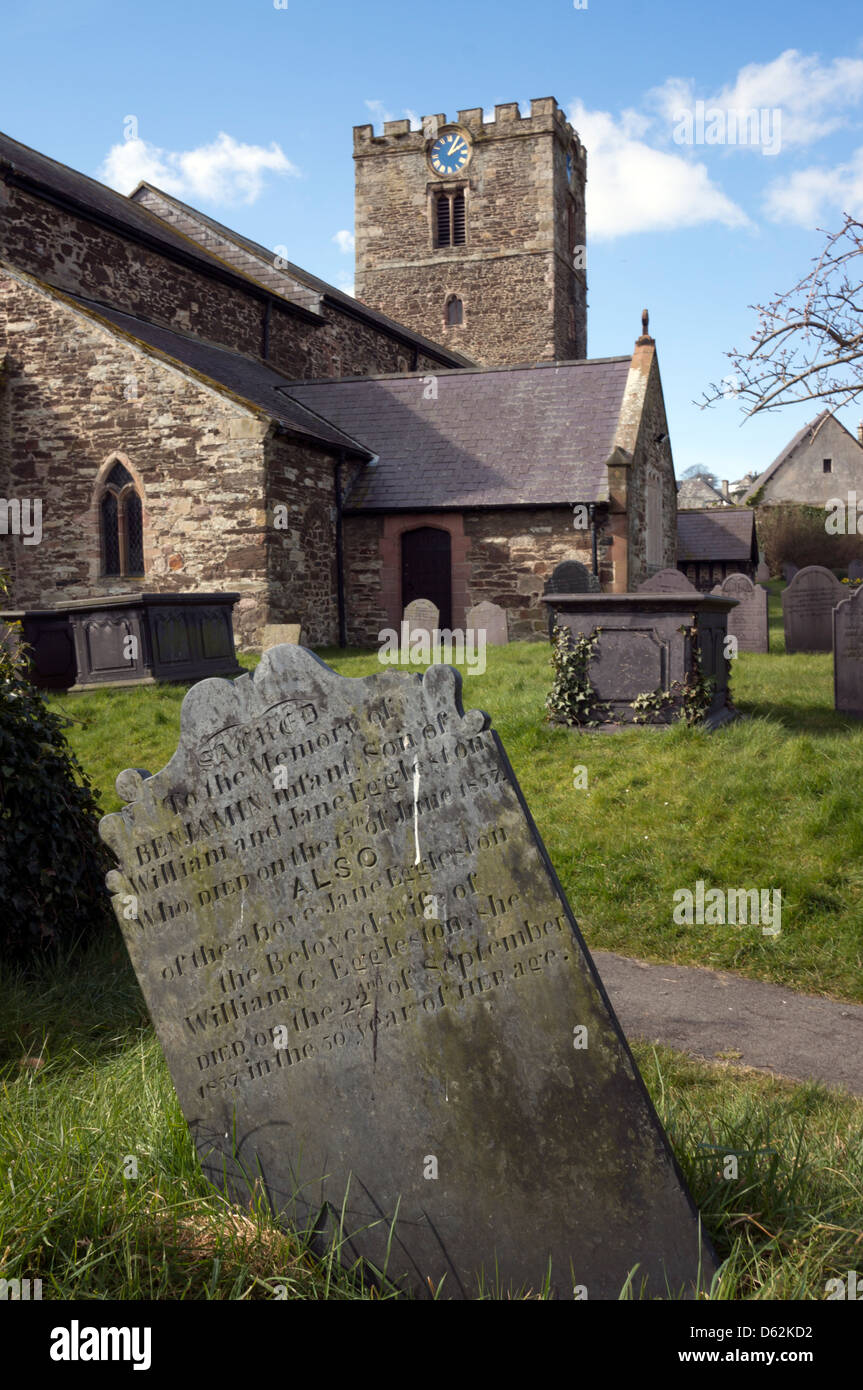 St Mary's et l'église All Saints du nord du Pays de Galles Conwy Banque D'Images