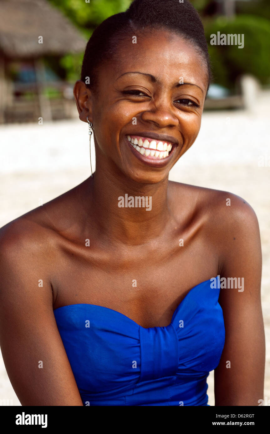 Jeunes filles malgaches plage Banque de photographies et d’images à haute résolution Alamy Jeunes filles malgaches plage Banque de photographies et d’images à haute résolution Alamy