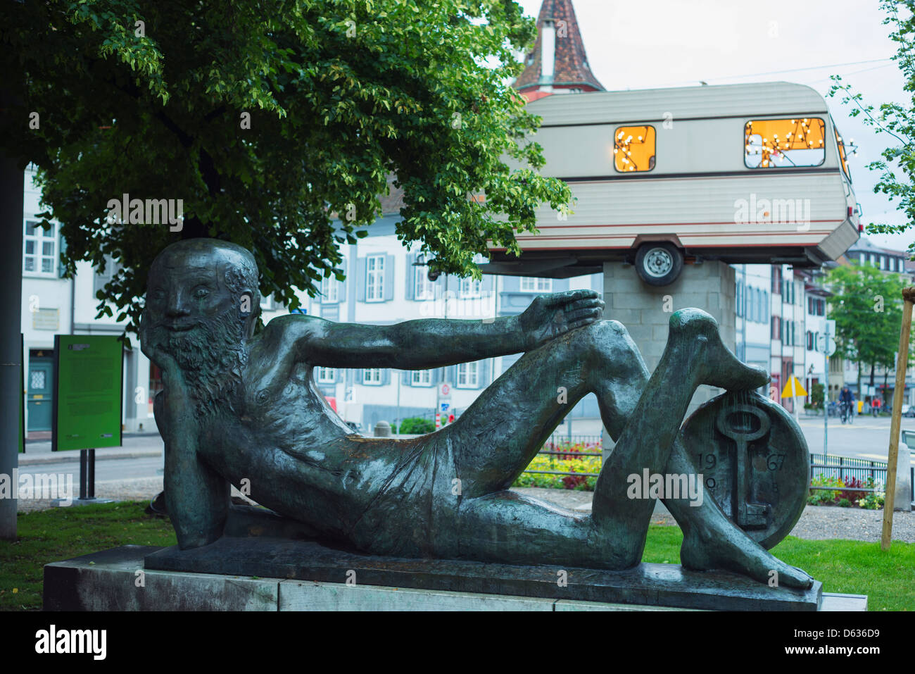 Statue dans Totentanz (danse de mort), Bâle, Suisse, Europe Banque D'Images