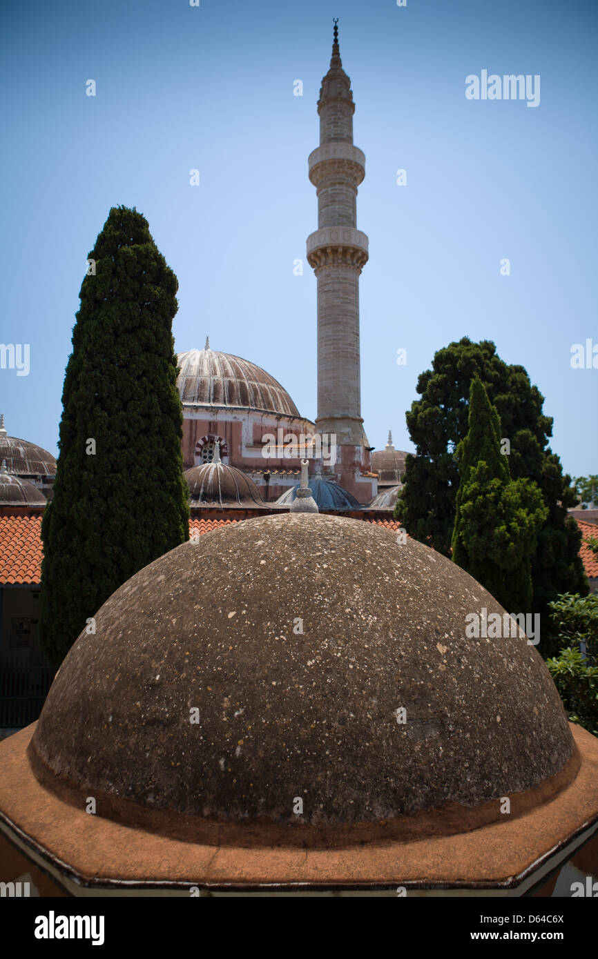 Mosquée de Soliman le Magnifique dans la vieille ville de Rhodes sur l'île de Rhodes, Grèce. Banque D'Images