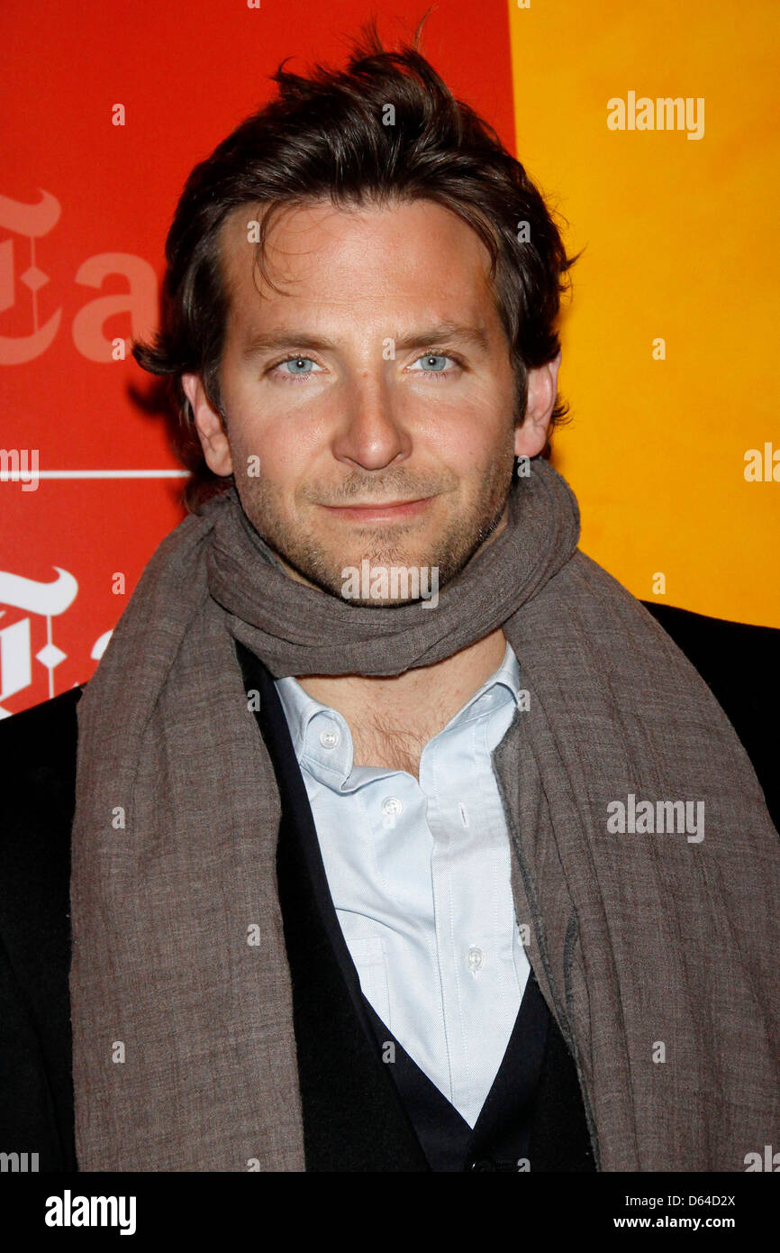 Bradley Cooper 'New York Times' parle photocall tenue à la fois centre New York City, USA - 15.03.11 Joseph Banque D'Images