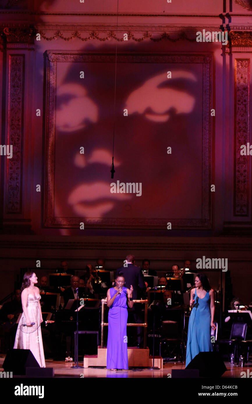 Ashley Brown Heather Headley et Karen Olivo Le New York Pops héberge e anniversaire Les loisirs de Judy Garland. Banque D'Images