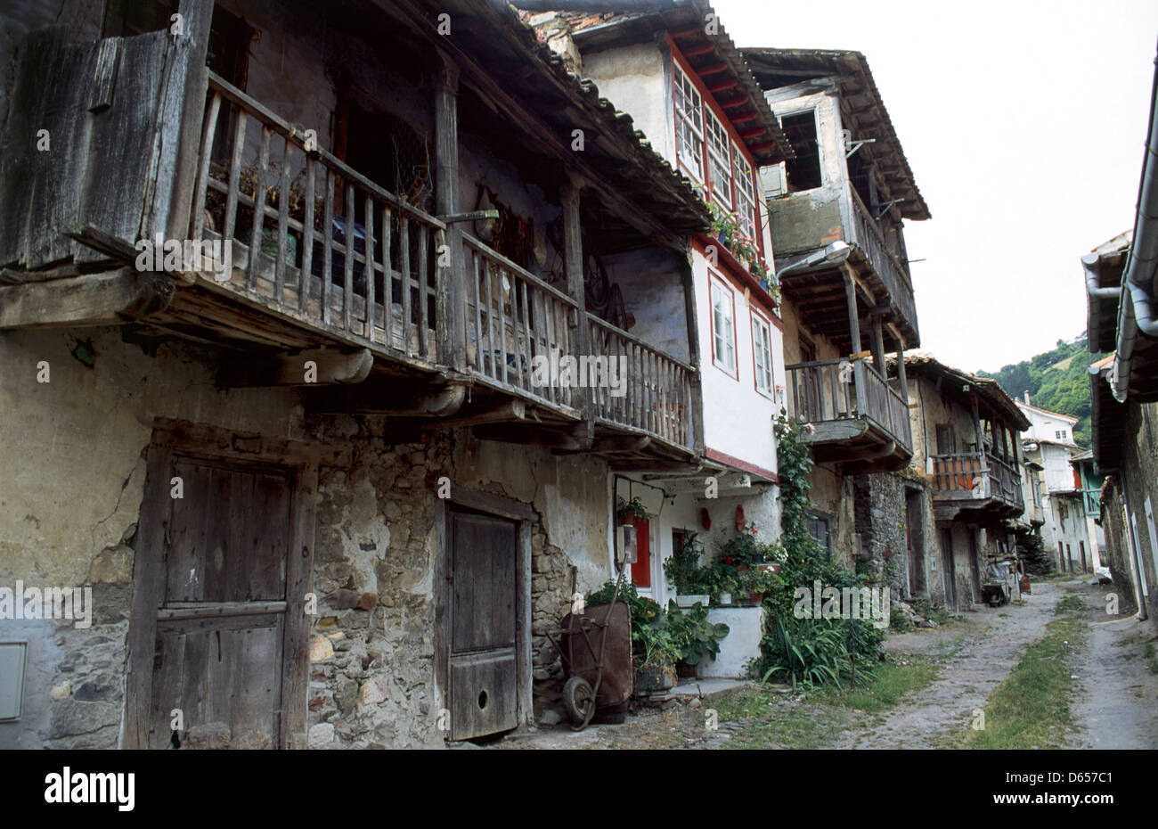 L'Espagne. Les Asturies. Corias. Street. Banque D'Images