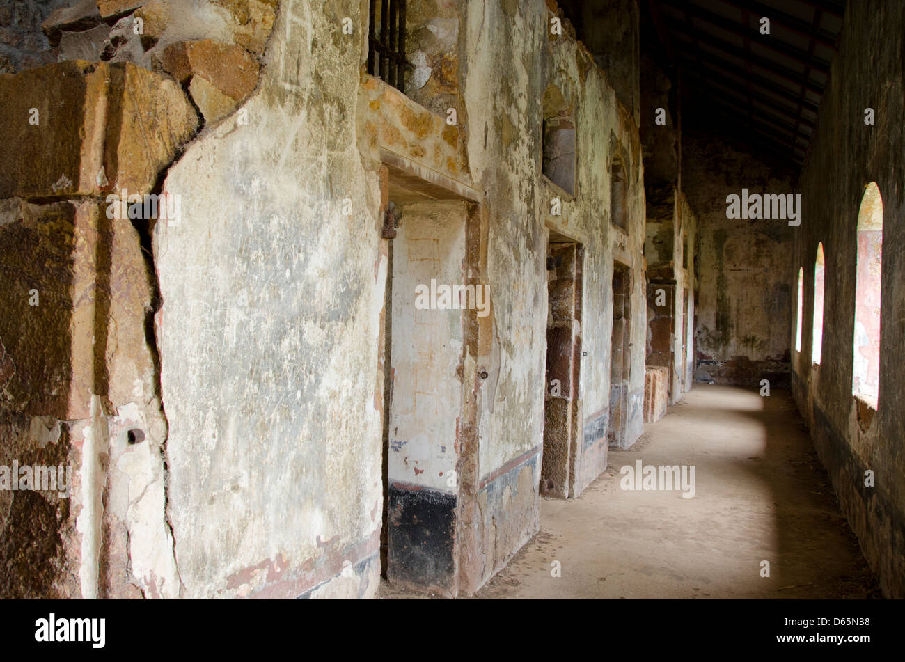 Territoire Français d'outre-mer, Guyane, îles du salut. L'île Royale, ruines de l'infâme colonie pénitentiaire. Banque D'Images