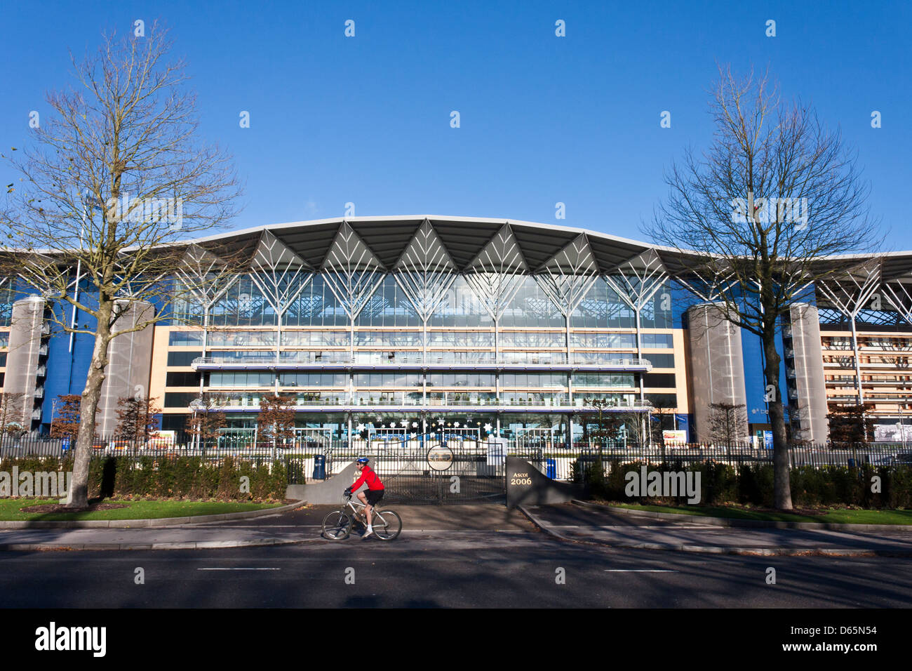 Entrée principale entrée de l'hippodrome d'Ascot, Berkshire, Royaume-Uni. Banque D'Images