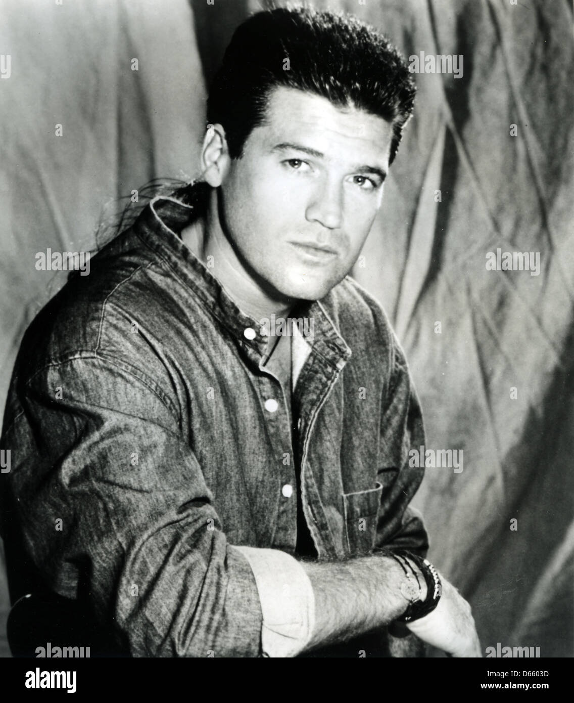 BILLY RAY CYRUS photo promotionnelle d'entre nous musicien Country en 1993 Banque D'Images