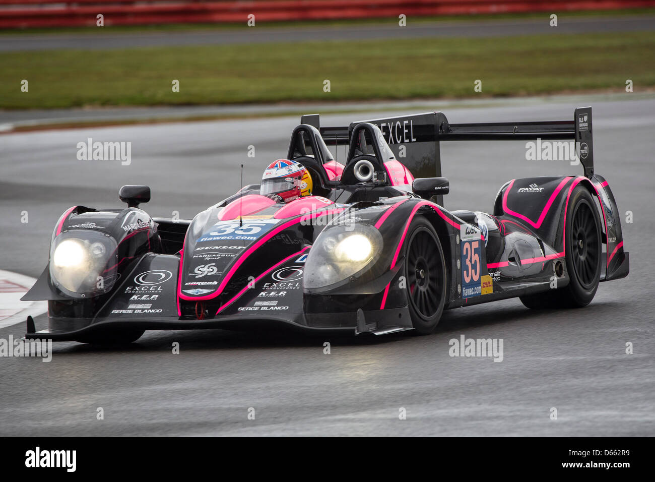 12.04.2013 Circuit de Silverstone le Northamptonshire en Angleterre. La pratique libre pour le Round 1 de la FIA World Endurance Championship - 6 heures de Silverstone. # 35 OAK Racing (FRA). Morgan - Nissan. La catégorie LMP2. Pilotes : Bertrand Baguette (BEL) Ricardo Gonzalez (MEX) Martin (GBR) Plowmann Banque D'Images 12.04.2013 Circuit de Silverstone le Northamptonshire en Angleterre. La pratique libre pour le Round 1 de la FIA World Endurance Championship - 6 heures de Silverstone. # 35 OAK Racing (FRA). Morgan - Nissan. La catégorie LMP2. Pilotes : Bertrand Baguette (BEL) Ricardo Gonzalez (MEX) Martin (GBR) Plowmann Banque D'Images