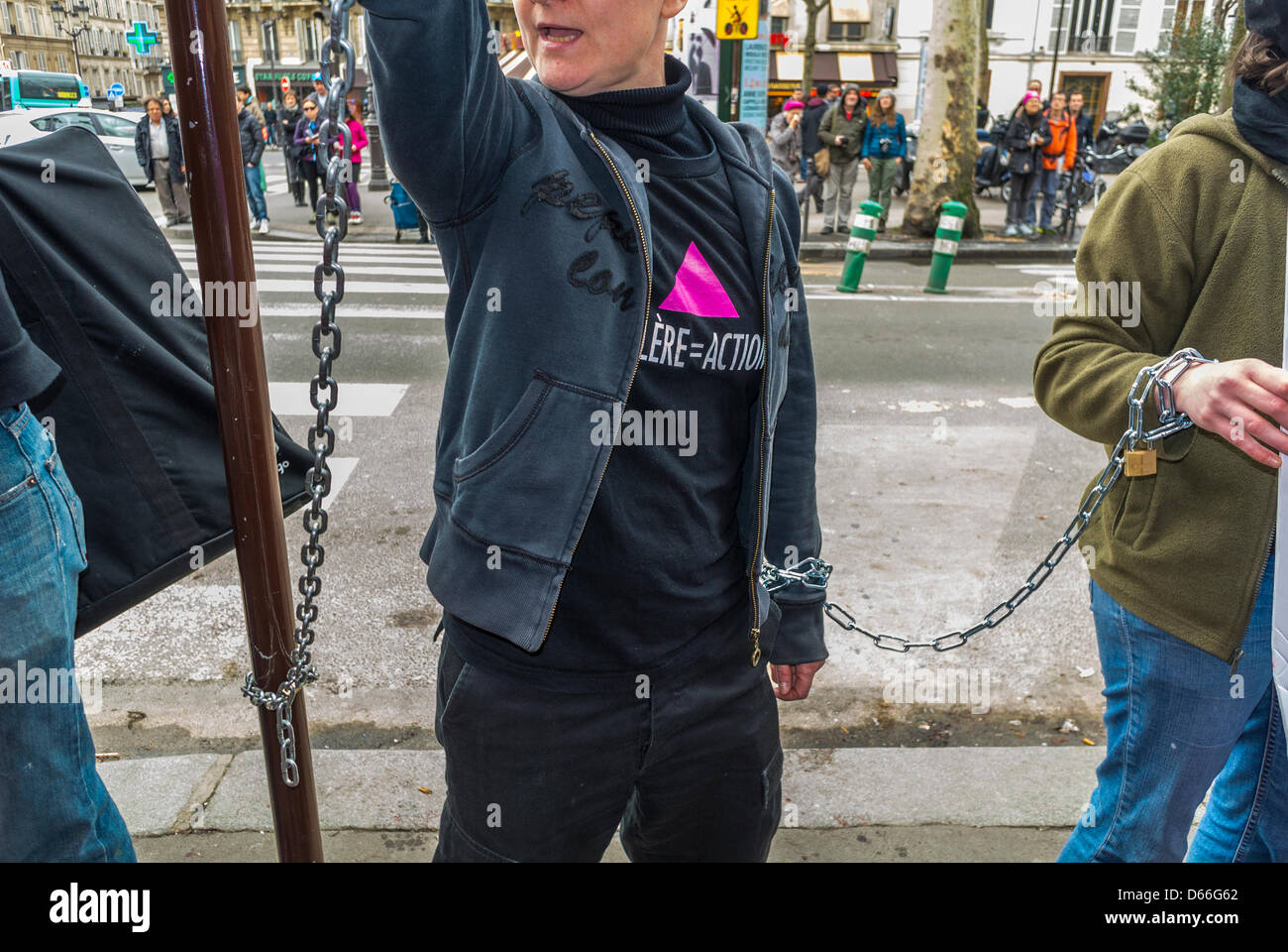 Paris, France, le Champix, les strass, manifestant contre Réunion féministe abolitionniste, Détail, T-shirts, la Prostitution de l'Homme Banque D'Images