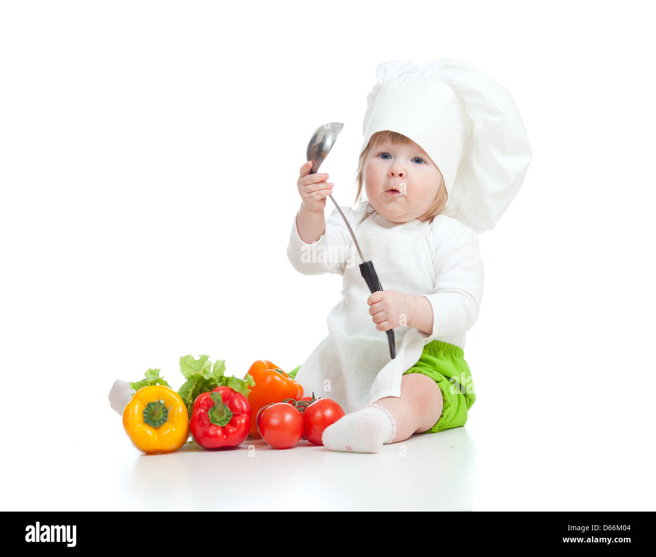 Fille de cuisine avec pan isolated on white Banque D'Images