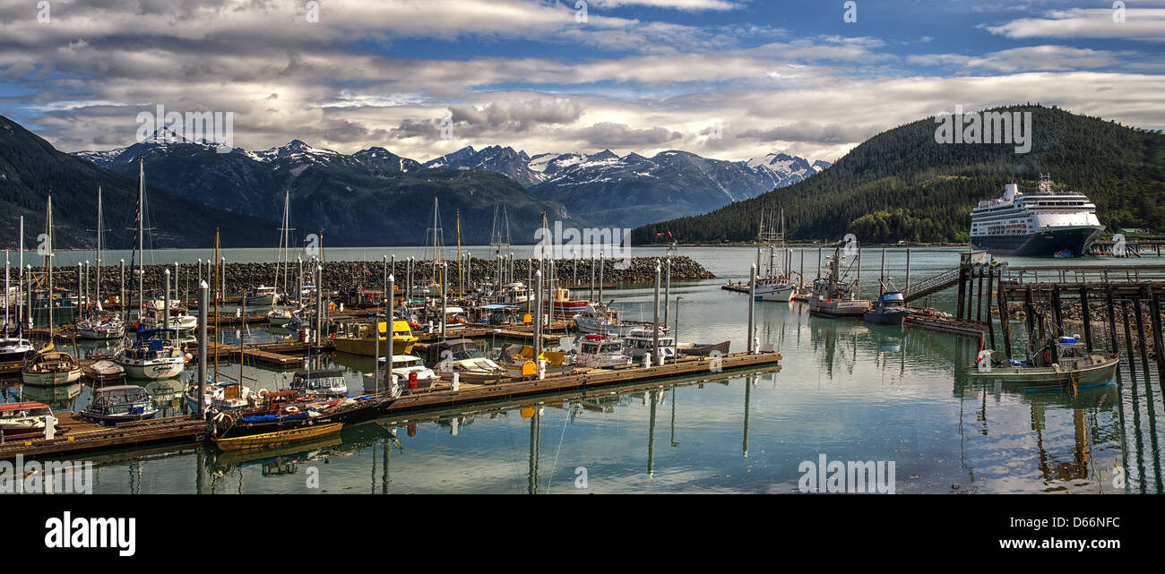 La vue sur le port à Haines Alaska Banque D'Images