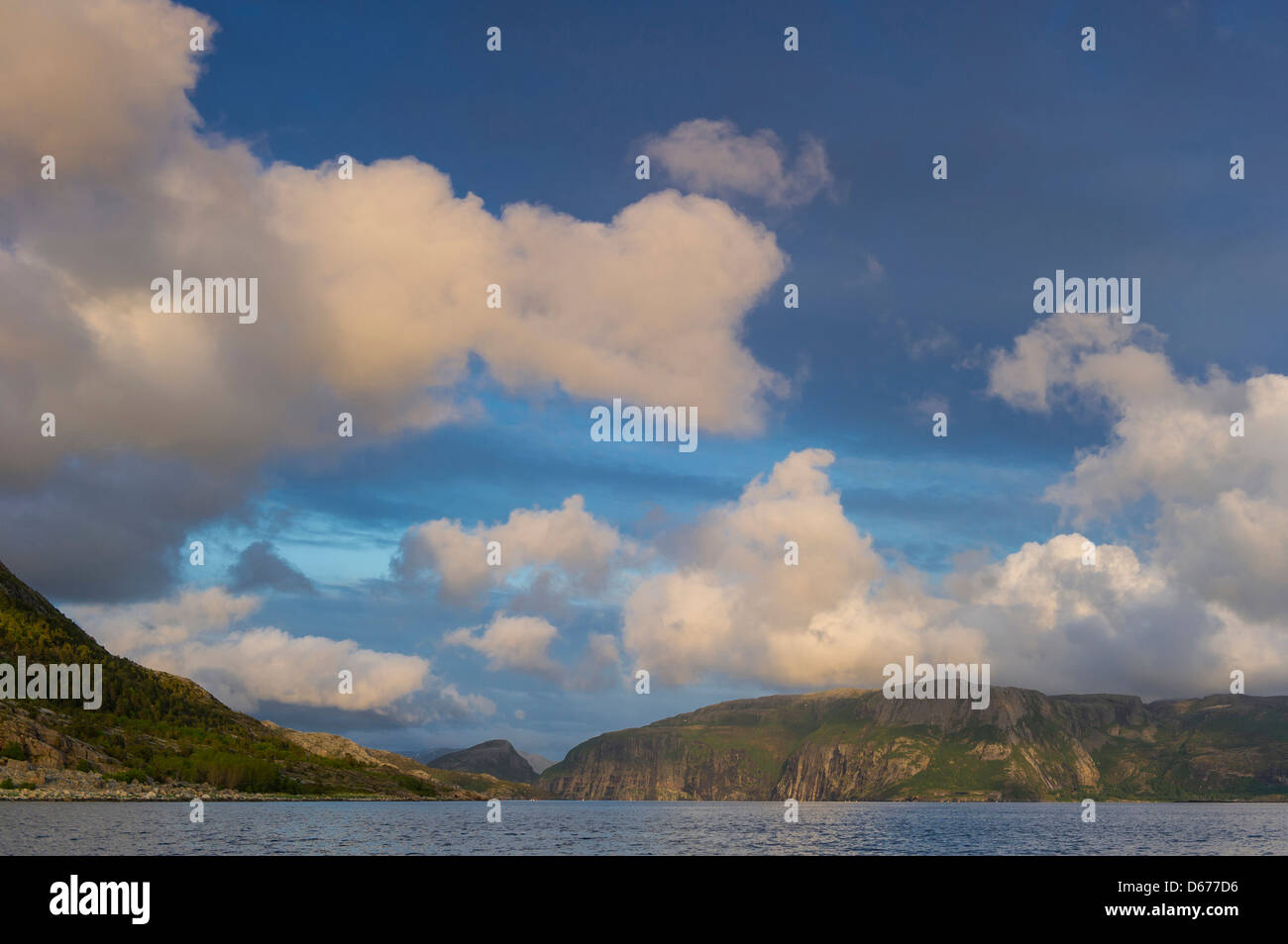 Paysage côtier, lauvsnes, flatanger kommune, nord-gen fylke, Norvège Banque D'Images