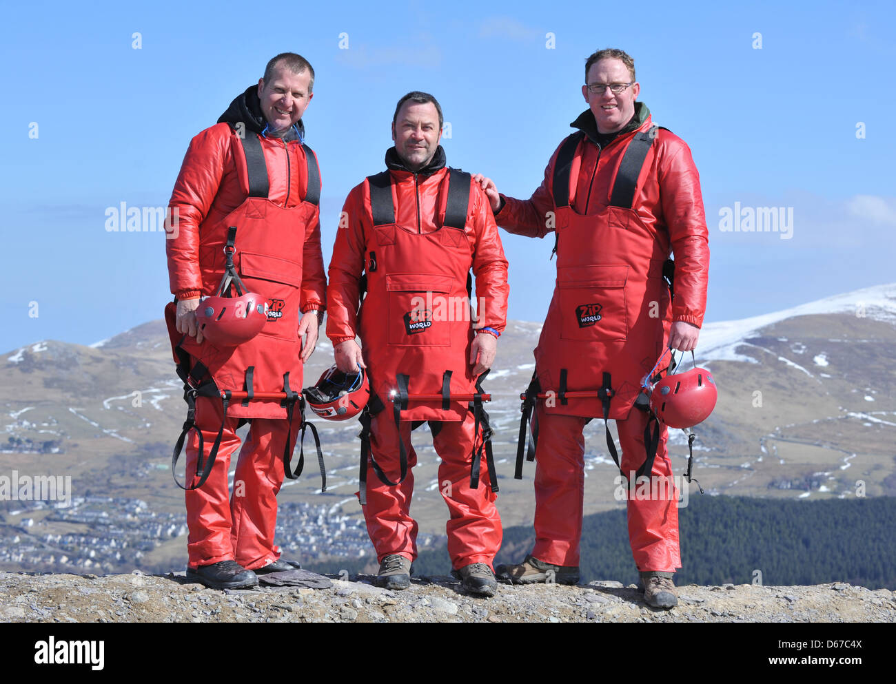 Monde Zip, Penrhyn Quarry, Bethesda, Bangor, Gwynedd, au nord du Pays de Galles le zip sur le fil le plus rapide au monde Banque D'Images Monde Zip, Penrhyn Quarry, Bethesda, Bangor, Gwynedd, au nord du Pays de Galles le zip sur le fil le plus rapide au monde Banque D'Images