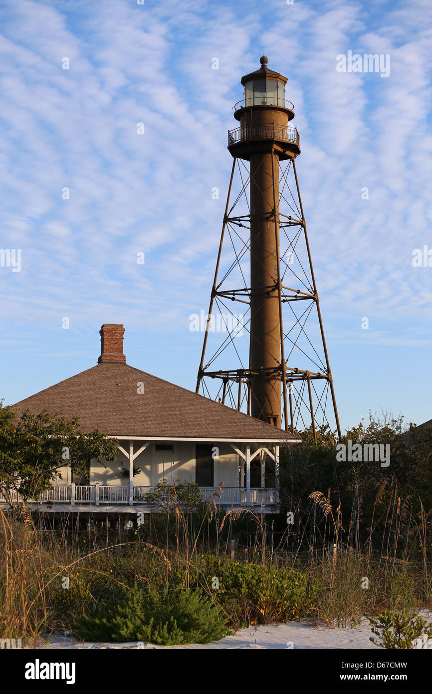 Le Sanibel Island Light ou Point Ybel Light est le premier phare sur la côte du golfe de la Floride au nord de Key West Banque D'Images