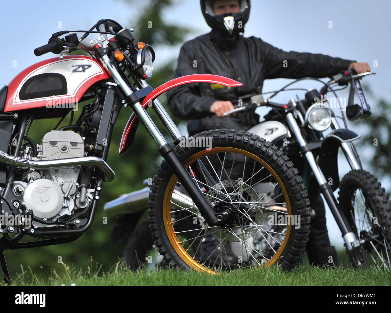 La société moto ZPmoto présente sa nouvelle moto hors route Zpsport449 à  Zschopau, Allemagne, 29 juin 2012. La mise en production de la moto est  prévue pour septembre. Photo : Hendrik Schmidt