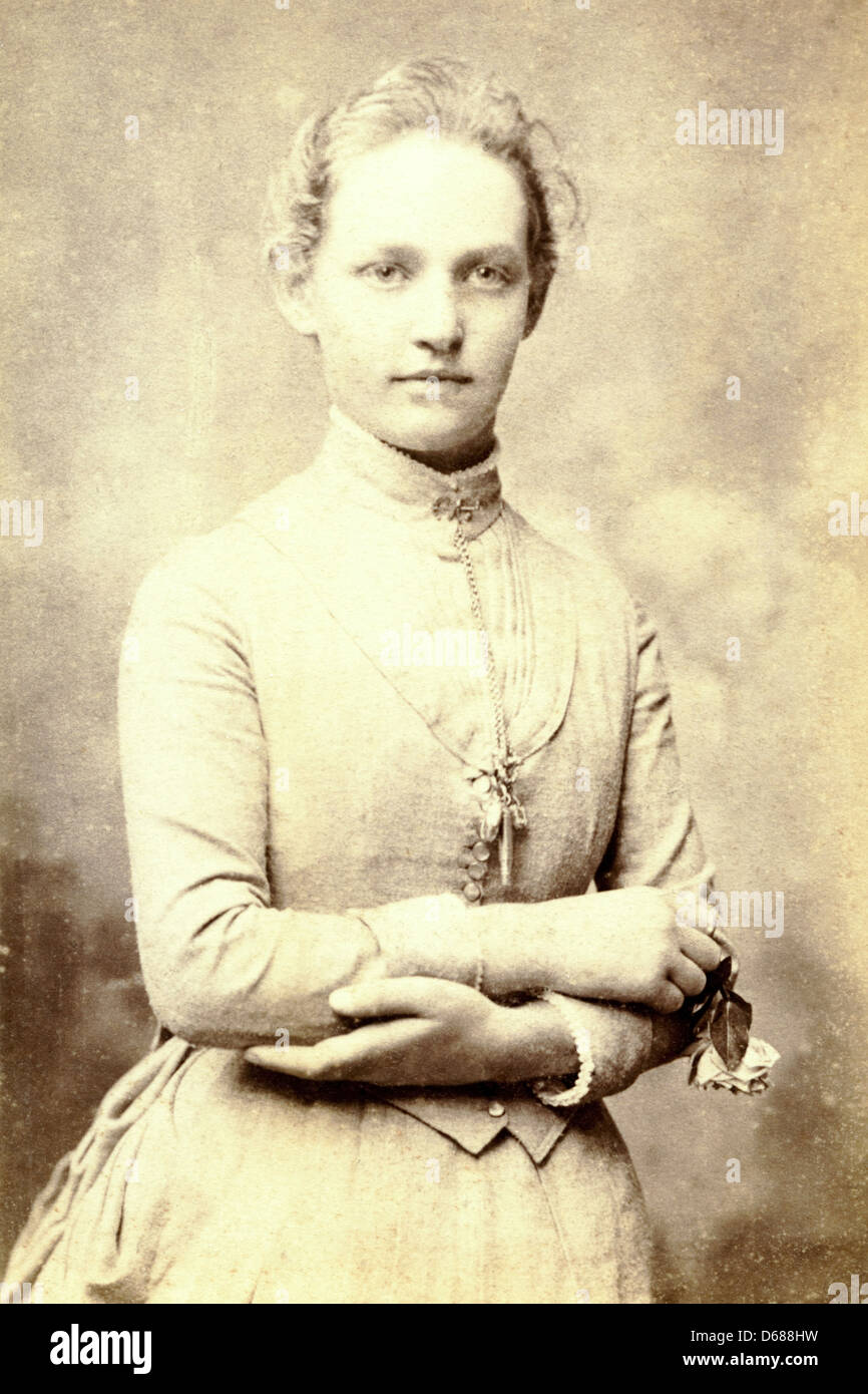 Victorian woman portrait vers 1880 par les photographes de Stuart & Glasgow Helensburgh Banque D'Images