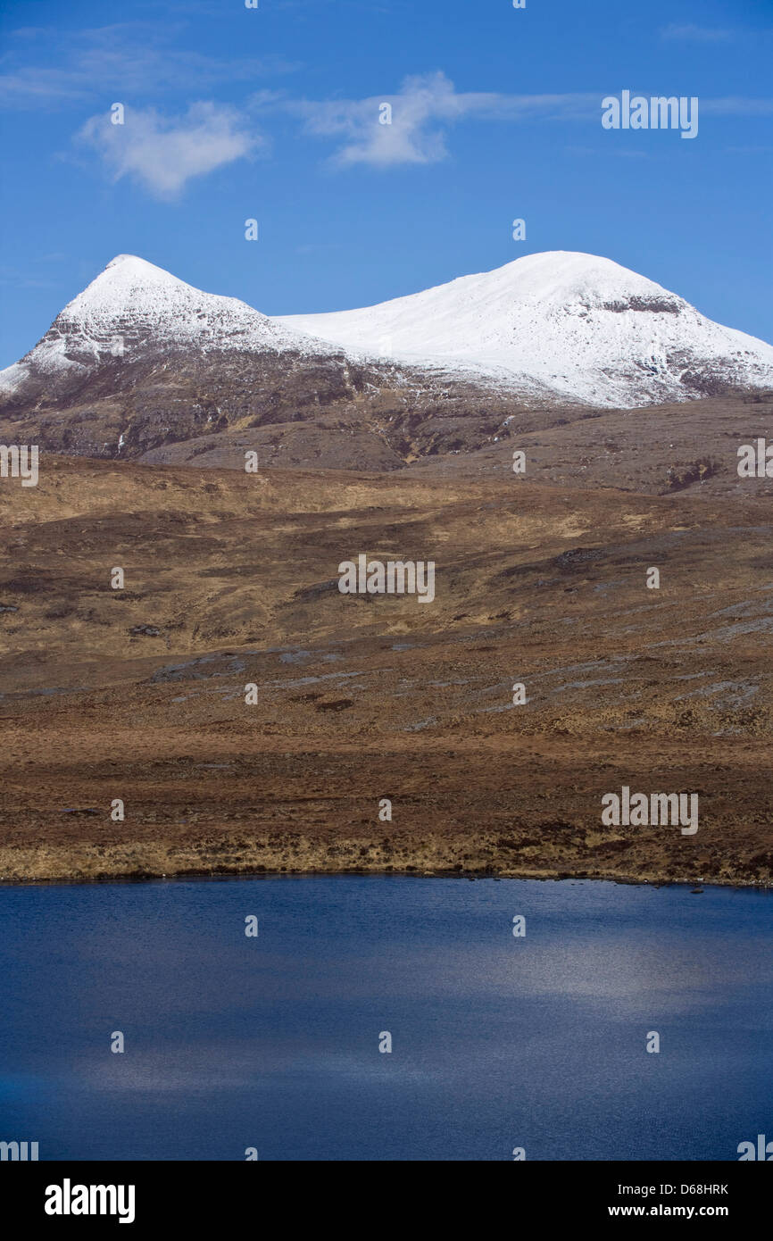 En regardant vers l'Corbett Cul Mor, l'Ecosse. Assynt Banque D'Images
