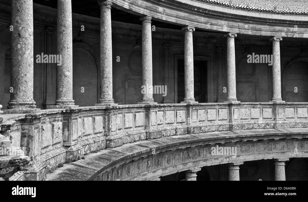 Palais de Charles V circulaire une renaissance du 16e siècle site du patrimoine mondial de l'Alhambra Granada Andalousie Espagne Banque D'Images