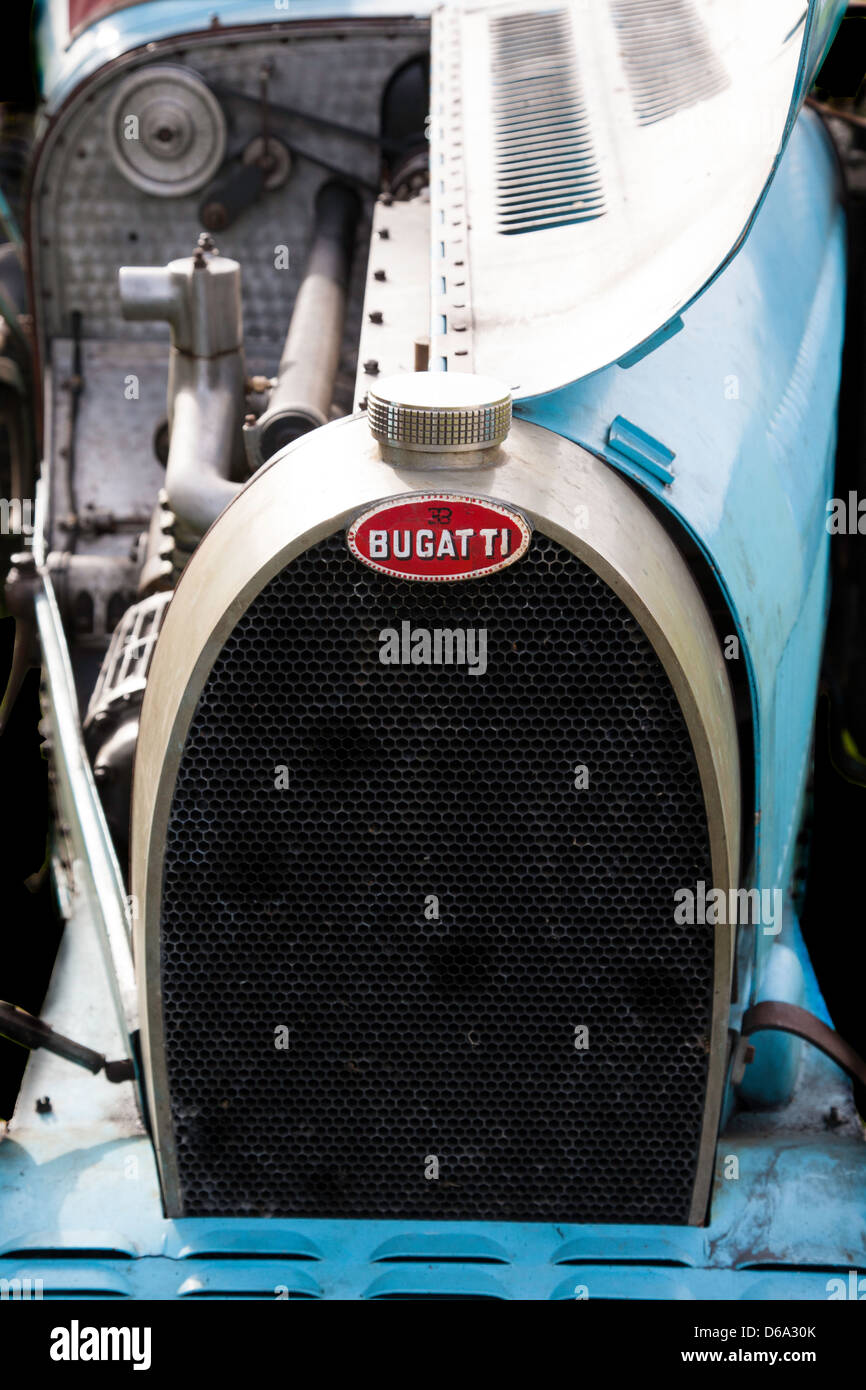 Bugatti Type 35 et de l'insigne du radiateur de voiture de course Photo