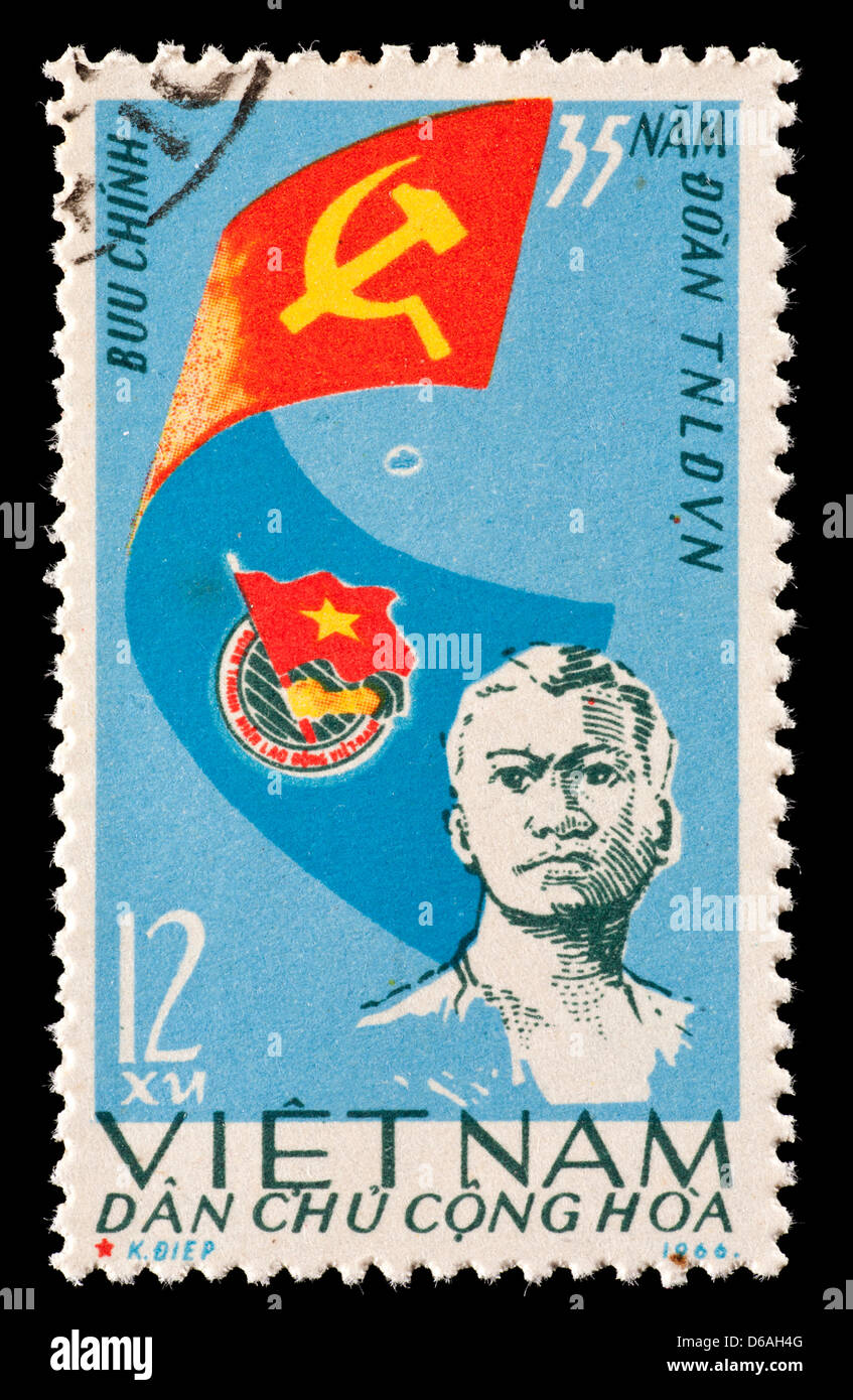 Timbre-poste du Nord Vietnam émis pour la 35'e anniversaire du mouvement du travail des jeunes. Banque D'Images