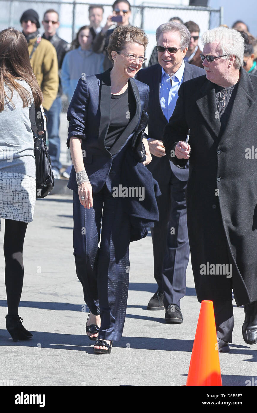 Annette Bening et Warren Beatty Le Film Independent Spirit Awards à Santa Monica Los arrivées BeachOutside Banque D'Images