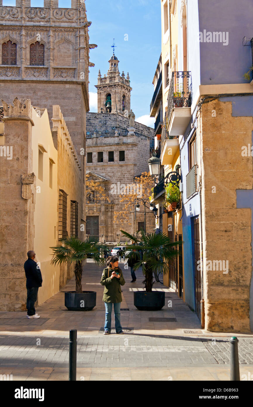 La ville de Valence, en Espagne. Street dans le quartier historique, à côté du marché de la soie Banque D'Images