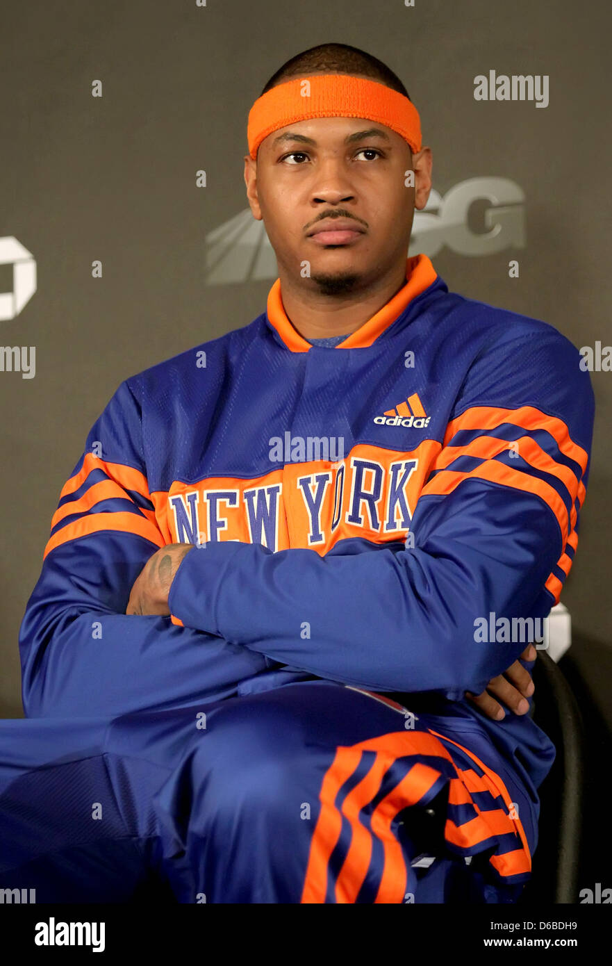 Carmelo Anthony, les New York Knicks tiennent une conférence de presse au Madison Square Garden à annoncer leurs nouveaux joueurs New York Banque D'Images