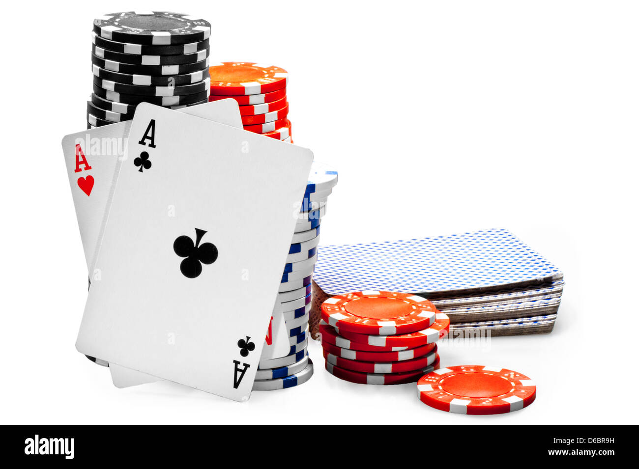 Paire d'as et des jetons de poker Banque D'Images