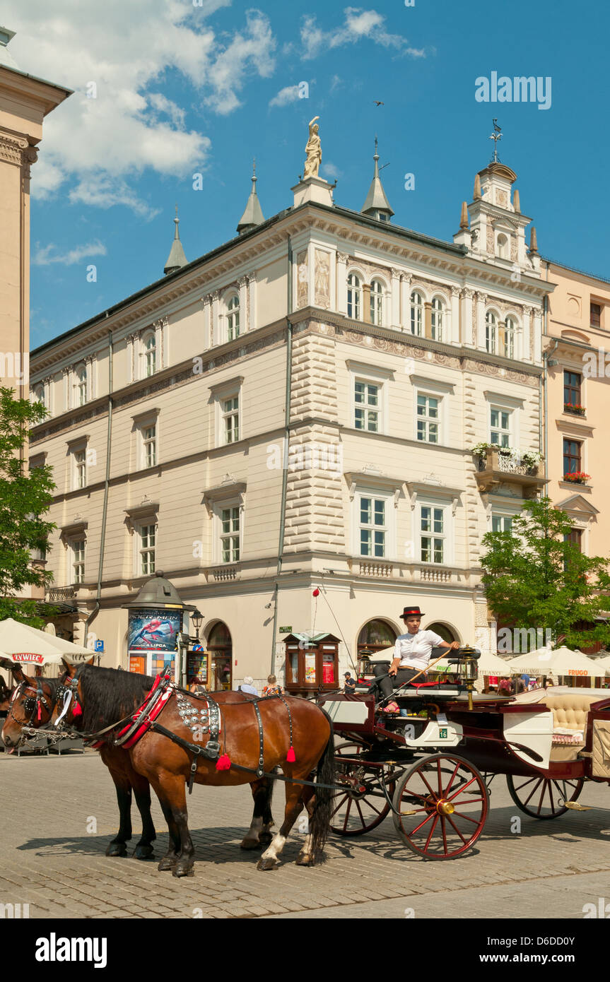 Immeuble sur la place du marché, Cracovie, Pologne Banque D'Images