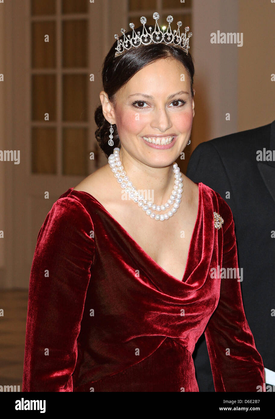 Carina Axelsson, partenaire de Gustav Prince héréditaire de Sayn-Wittgenstein-Berleburg, arrive pour le dîner de gala à l'occasion du 40ème jubilé de la Reine Margrethe à Église de Christiansborg à Copenhague, Danemark, 15 janvier 2012. Photo : Patrick van Katwijk Pays-bas OUT Banque D'Images