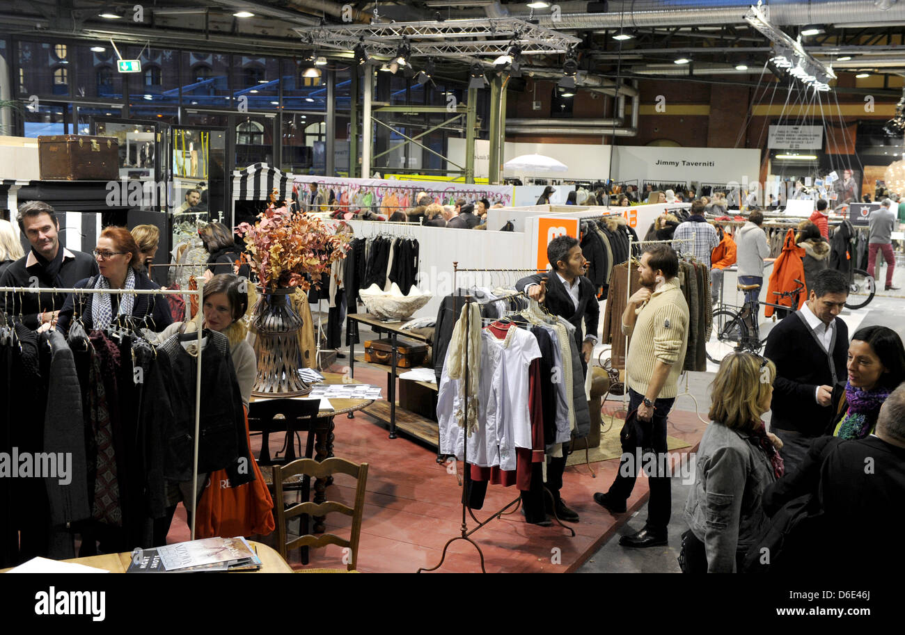 Exibitionhall du salon Premium à Berlin, Allemagne, 18 janvier 2012. La présentation de l'automne/hiver 2012/2013 collections aura lieu du du 18 au 21 janvier 2012. Photo : Jens Kalaene dpa/lbn  + + +(c) afp - Bildfunk + + + Banque D'Images