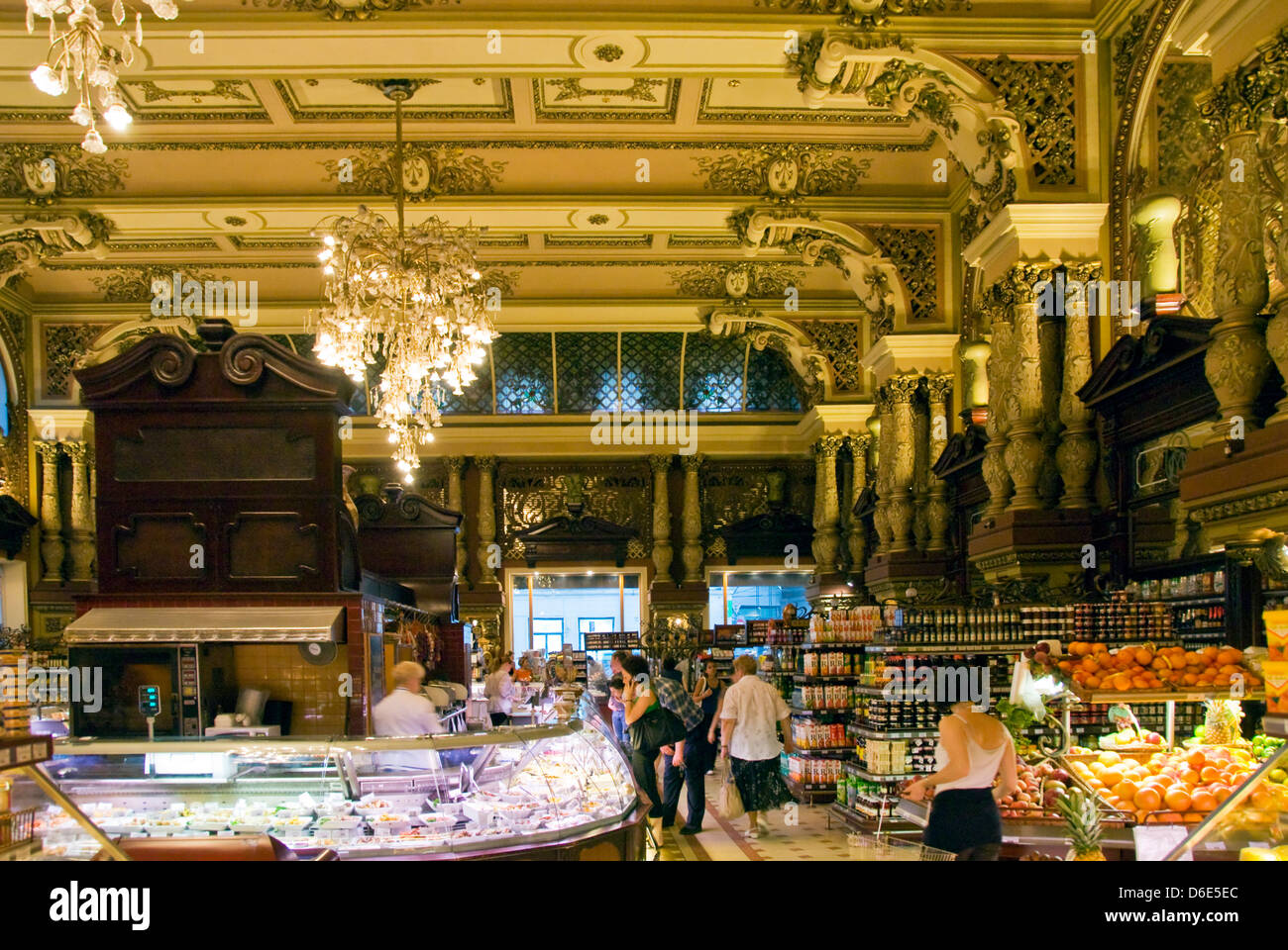 Yeliseyev Grocery Store, St Tverskaya, Moscou, Russie Banque D'Images