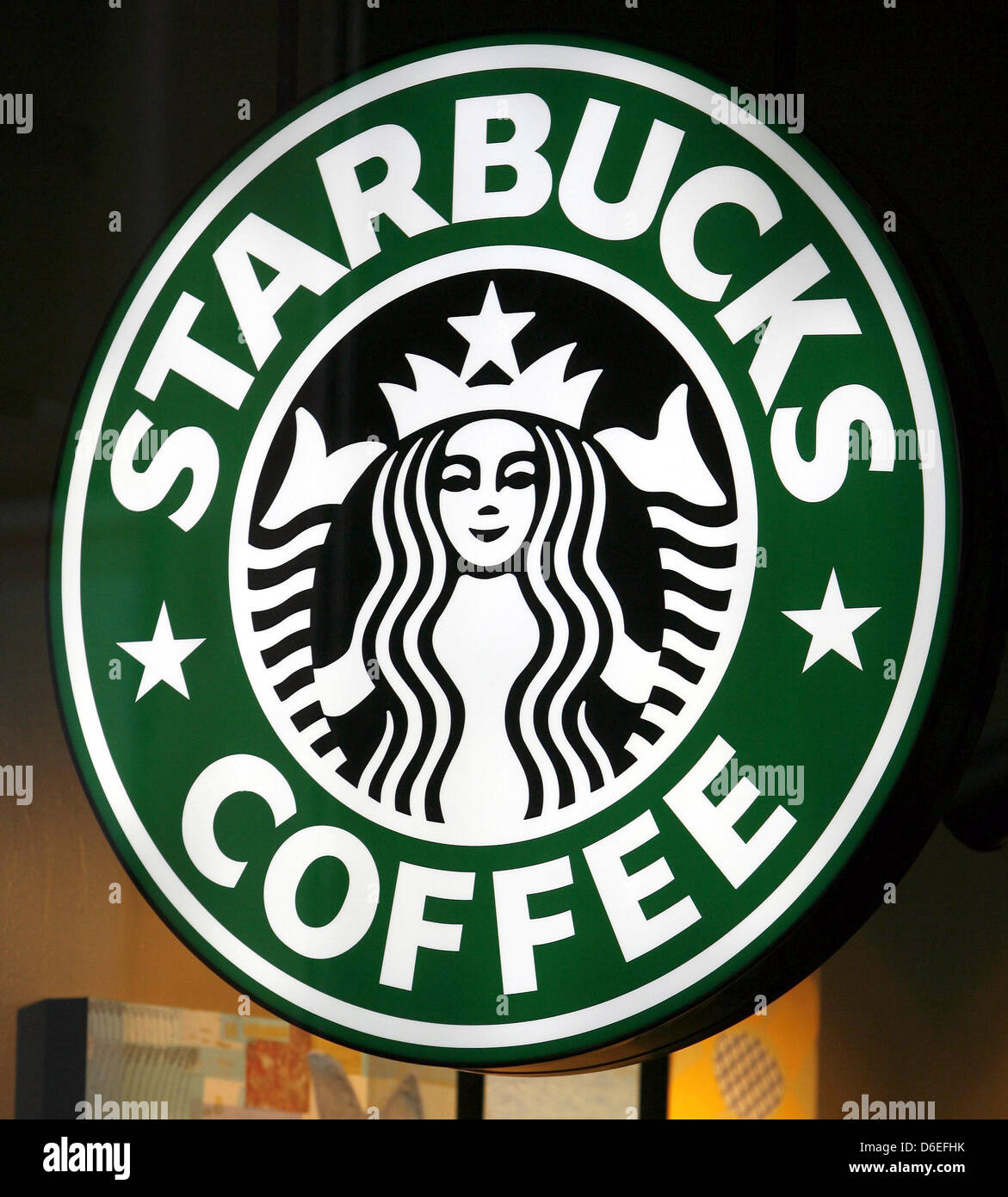 Tarte Starbucks Saint-Pétersbourg Russie - Tasse 3D 18 Oz - Neuve - Collector