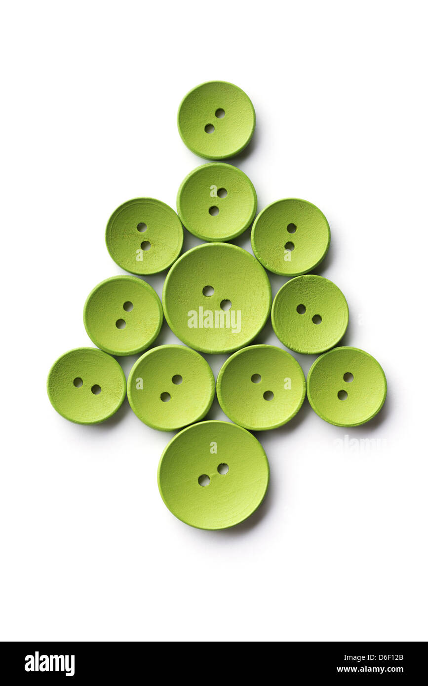 Arbre de Noël : Noël avec boutons verts, isolé sur fond blanc Banque D'Images