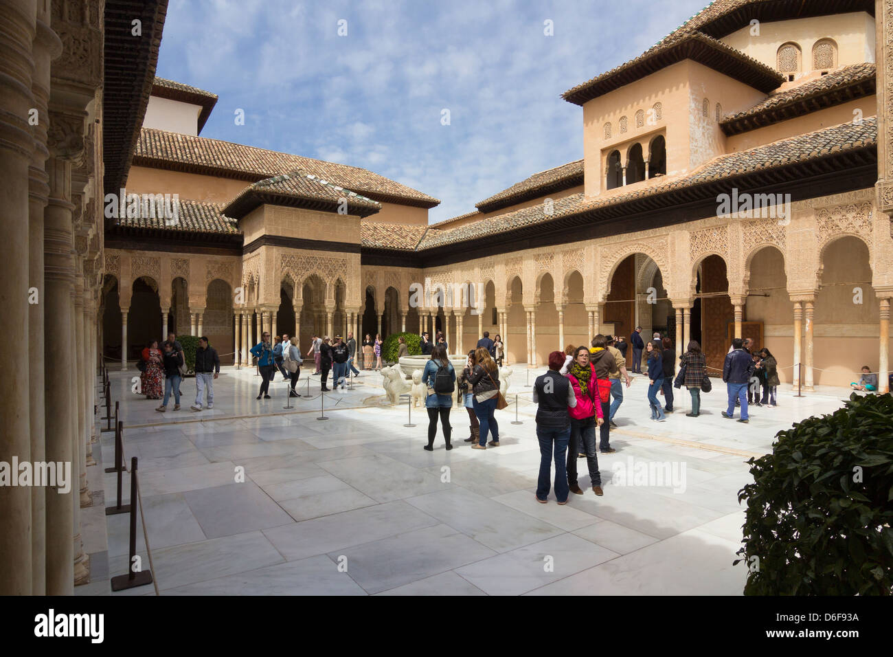 Patio des Lions, le Patio de los Leones, Palais Nasrides, Alhambra, Granada Banque D'Images