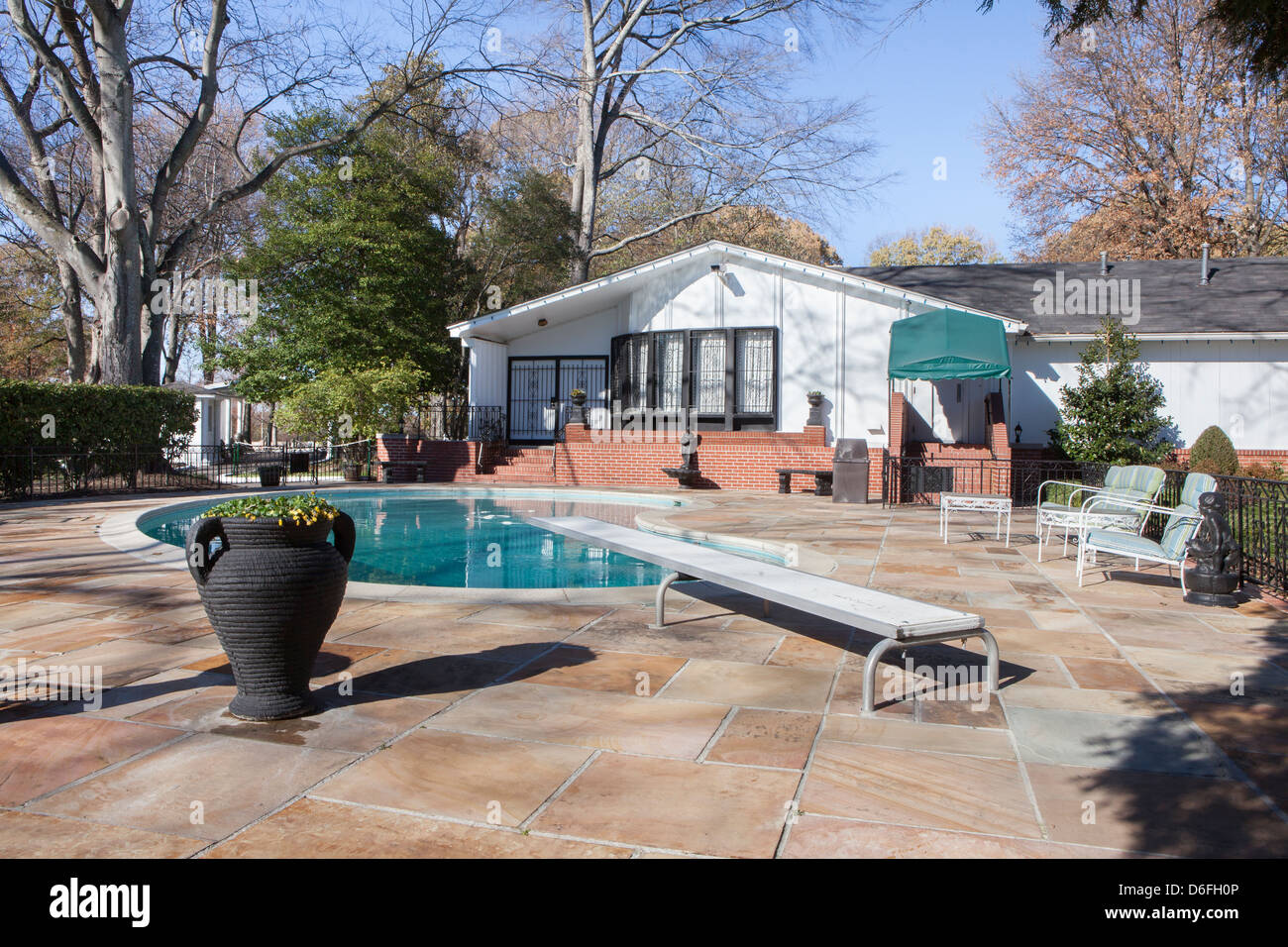 Une piscine à Graceland, Memphis, Tennessee, États-Unis Banque D'Images