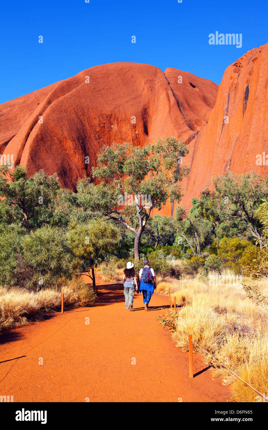 Paysages paysage australien outback Ayers Rock Uluru, dans le Territoire du Nord en Australie Centrale Banque D'Images